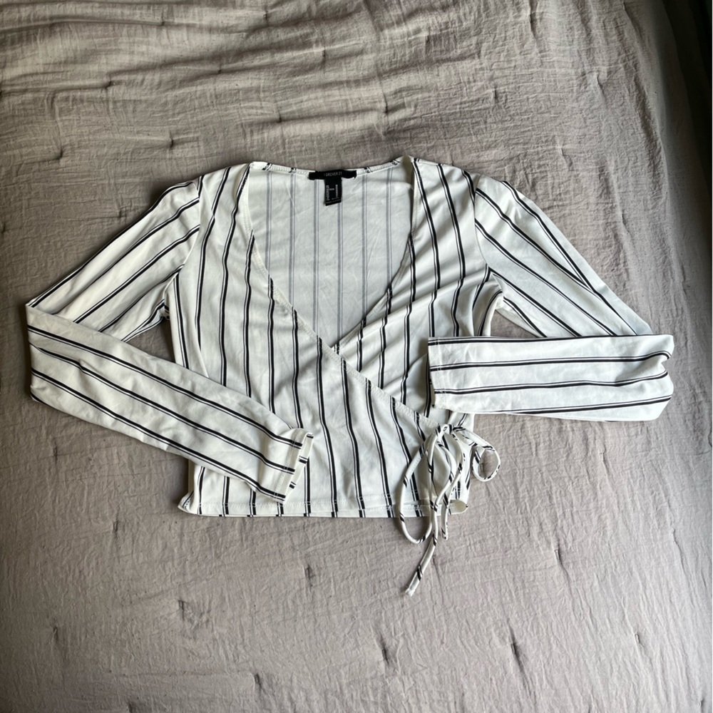 Forever 21 faux wrap crop top